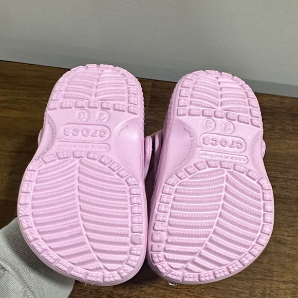 NWOT Kids CROCS Baby Infant Littles Clogs Sandals - Soft Pink size C2/3 - Picture 6 of 7